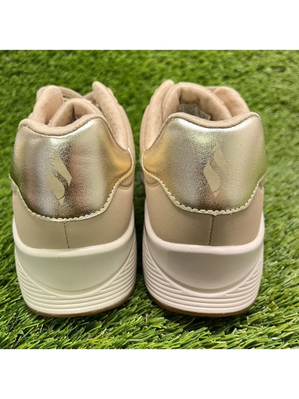 Skechers Uno Shimmer Away Womens Size 7 Beige Athletic Running Shoes Sneakers